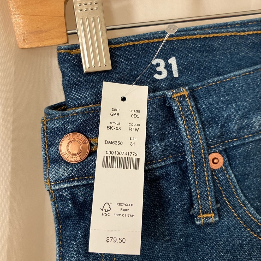👖🇺🇸 ❤️ J.CREW Cutoff Jean Shorts NWT Midlength Denim Short in Rocky Trail Wash - Picture 3 of 8
